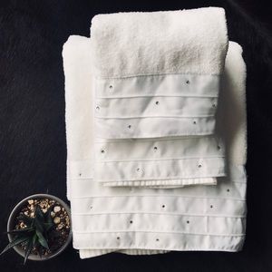 Nicole Miller Crisp White 4-piece Towel Set